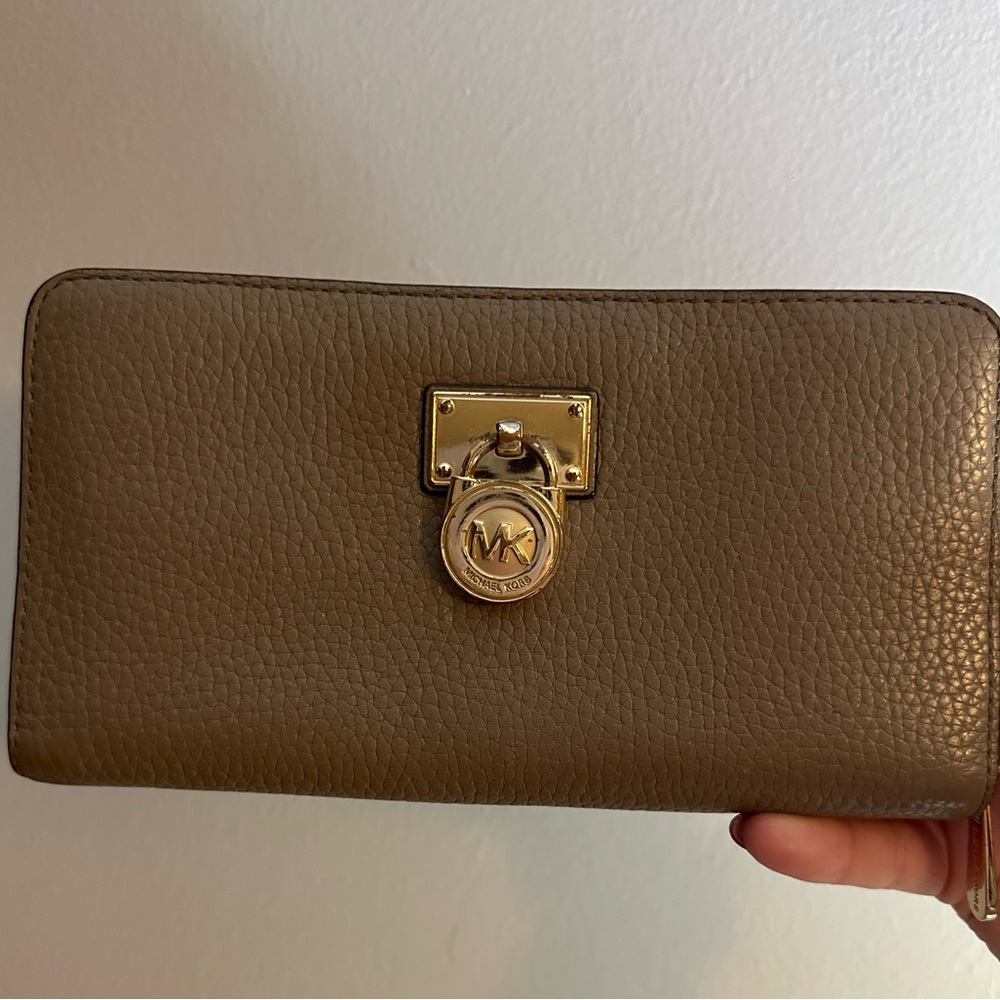 2 for 1 beige & peach michael kors wallets/ wristlet